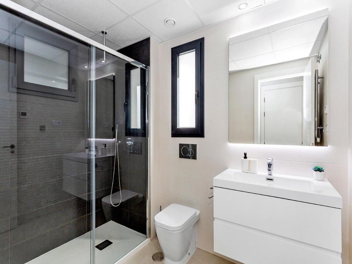 Lovely First Floor Apartment, Heating Pool ! Alicante Exterior foto
